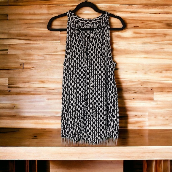 Mud Pie Sleeveless Top - Picture 1 of 10